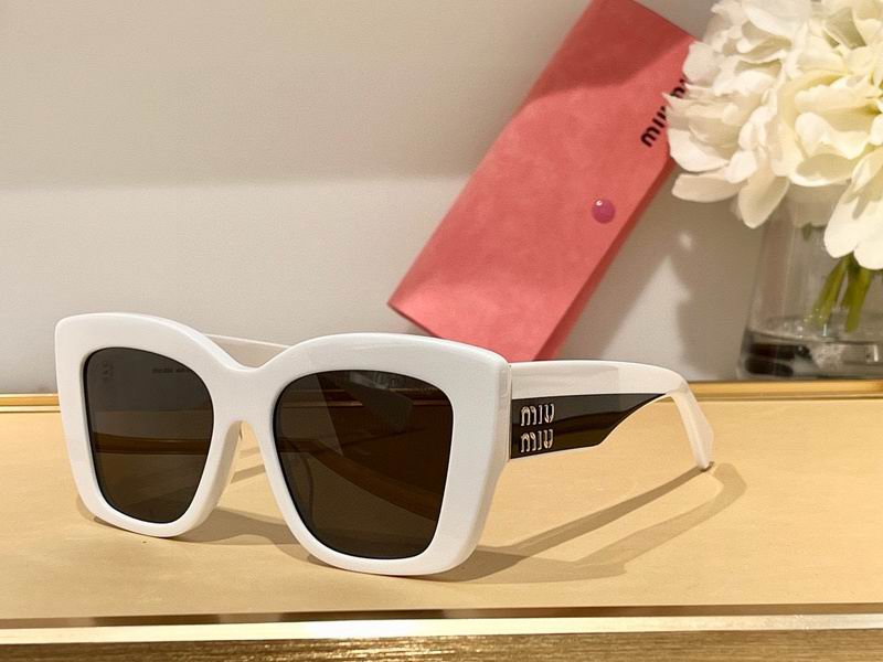 Miumiu Glasses smx (332)